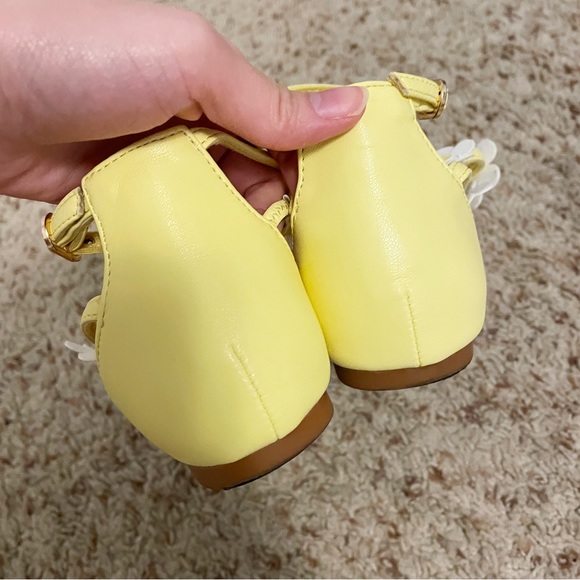 Asos Design Yellow Faux Leather Lydia Pointed Ballet Flats with White Flowers - Picture 7 of 7
